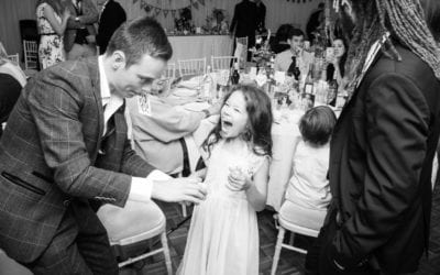 Hire a magician for your wedding, private party or corporate event